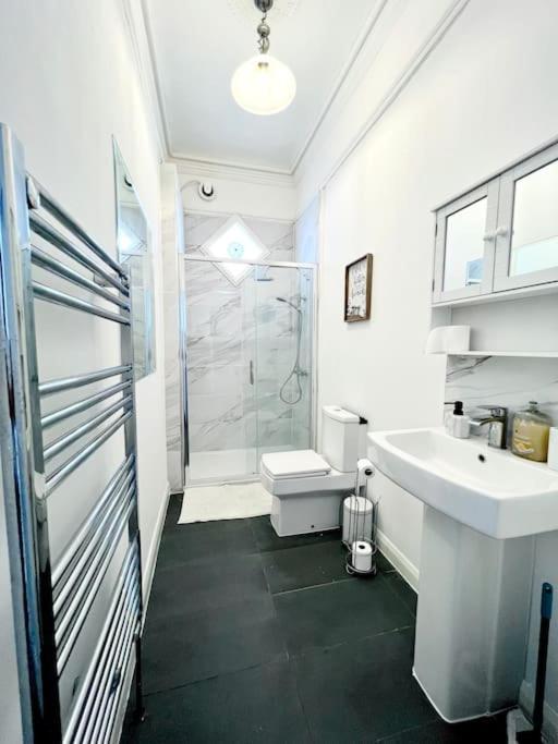 Flat 4 Marine Parade House, 1 East Cliff- Next To Dover Port, White Cliffs, Beach, Castle Luaran gambar
