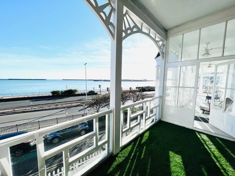 Flat 4 Marine Parade House, 1 East Cliff- Next To Dover Port, White Cliffs, Beach, Castle Luaran gambar