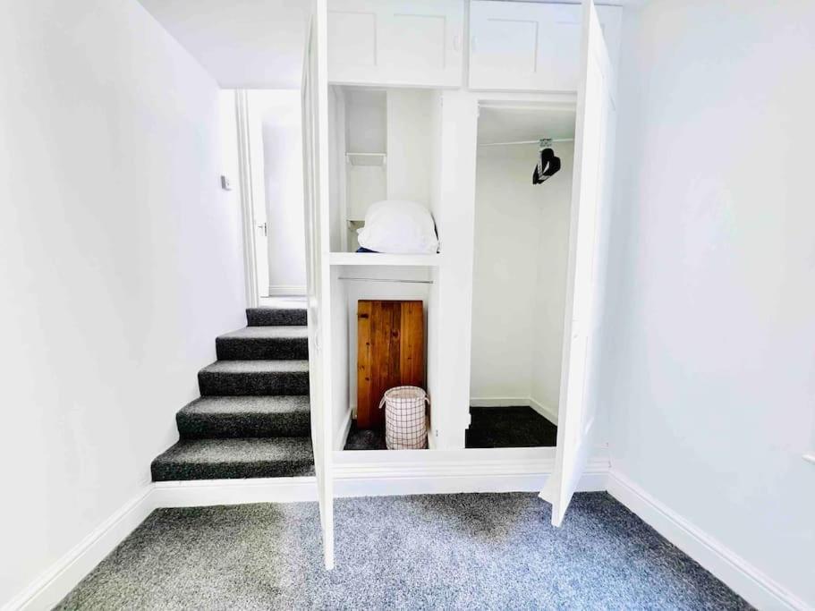 Flat 4 Marine Parade House, 1 East Cliff- Next To Dover Port, White Cliffs, Beach, Castle Luaran gambar